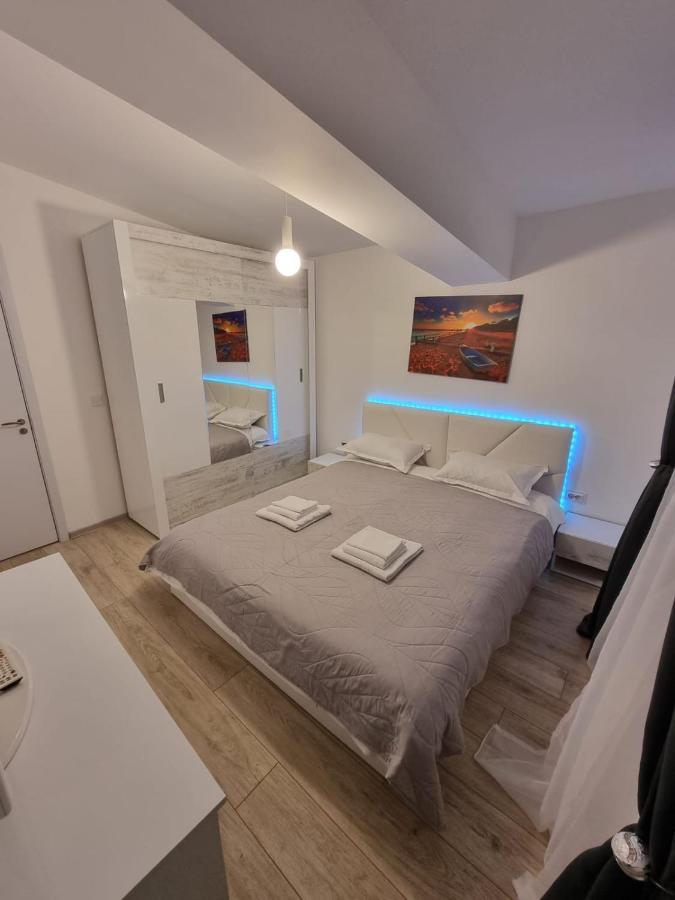 Ferienwohnung Dreams Escape Craiova Exterior foto